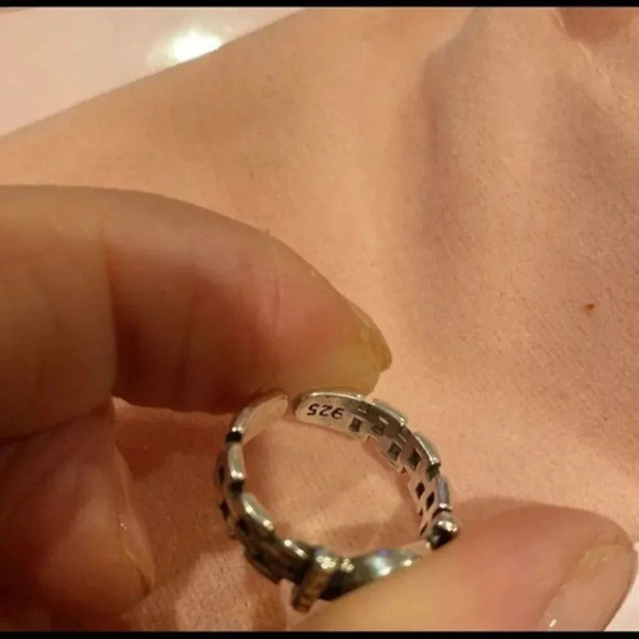 925 Sterling Silver Finger Rings Jewelry Creative
Black Circle - Picture 4 of 7